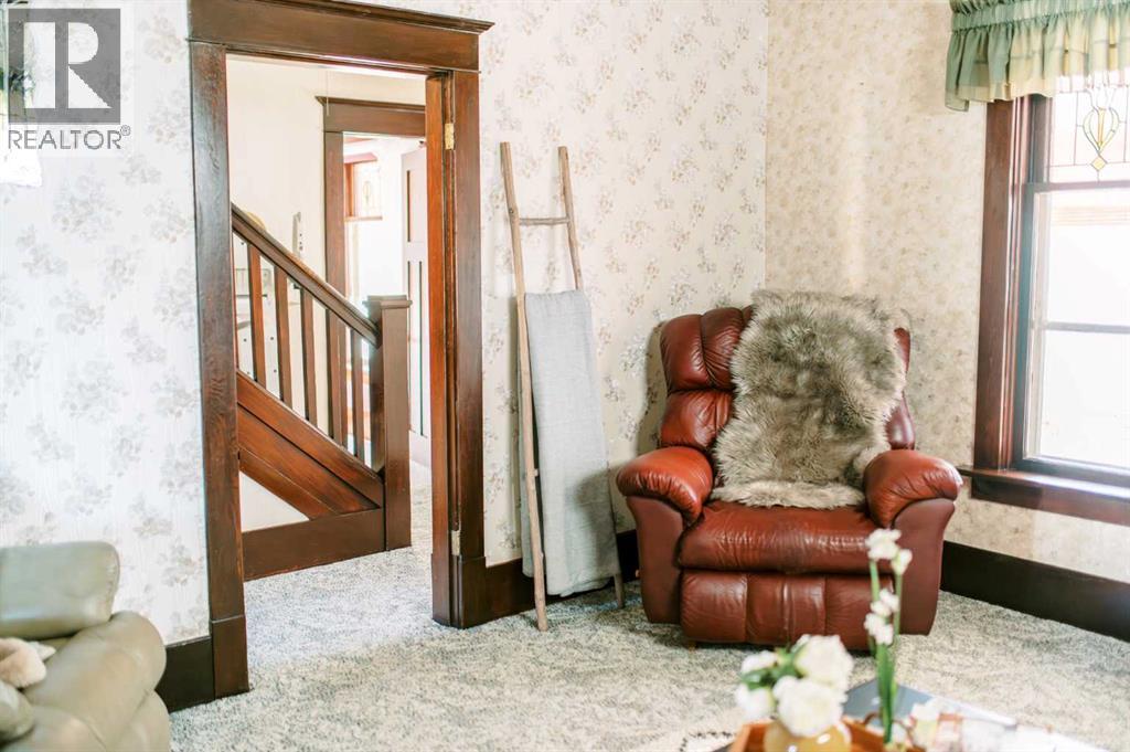 221 4th Avenue S, Big Valley, Alberta  T0J 0G0 - Photo 9 - A2277449