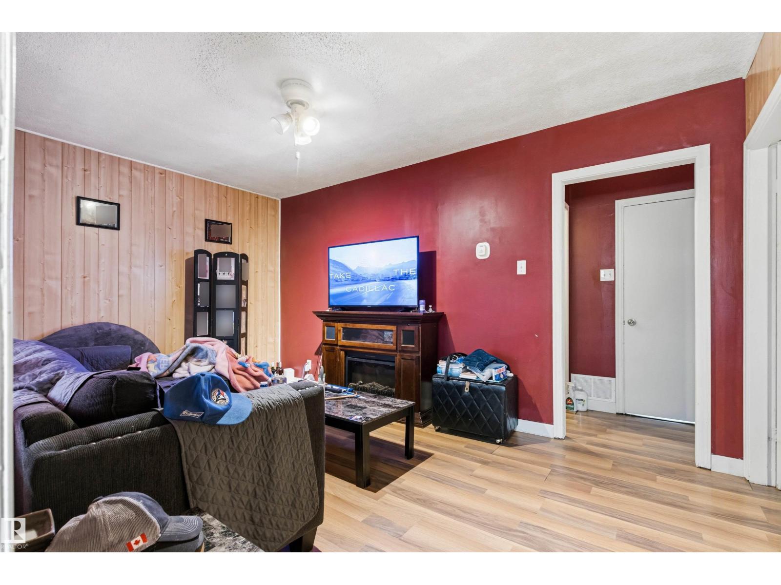12 Kootenay Av, Devon, Alberta  T9G 1J1 - Photo 2 - E4489229
