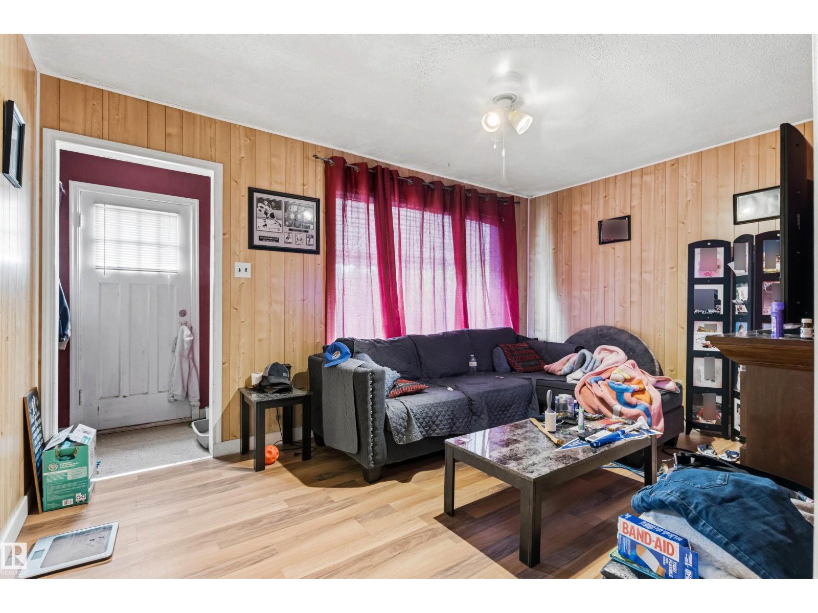 12 Kootenay Av, Devon, Alberta  T9G 1J1 - Photo 4 - E4489229
