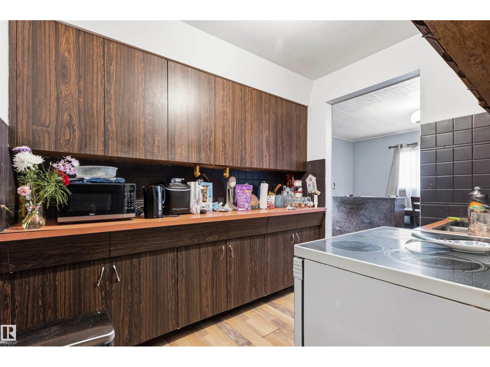 12 Kootenay Av, Devon, Alberta  T9G 1J1 - Photo 6 - E4489229