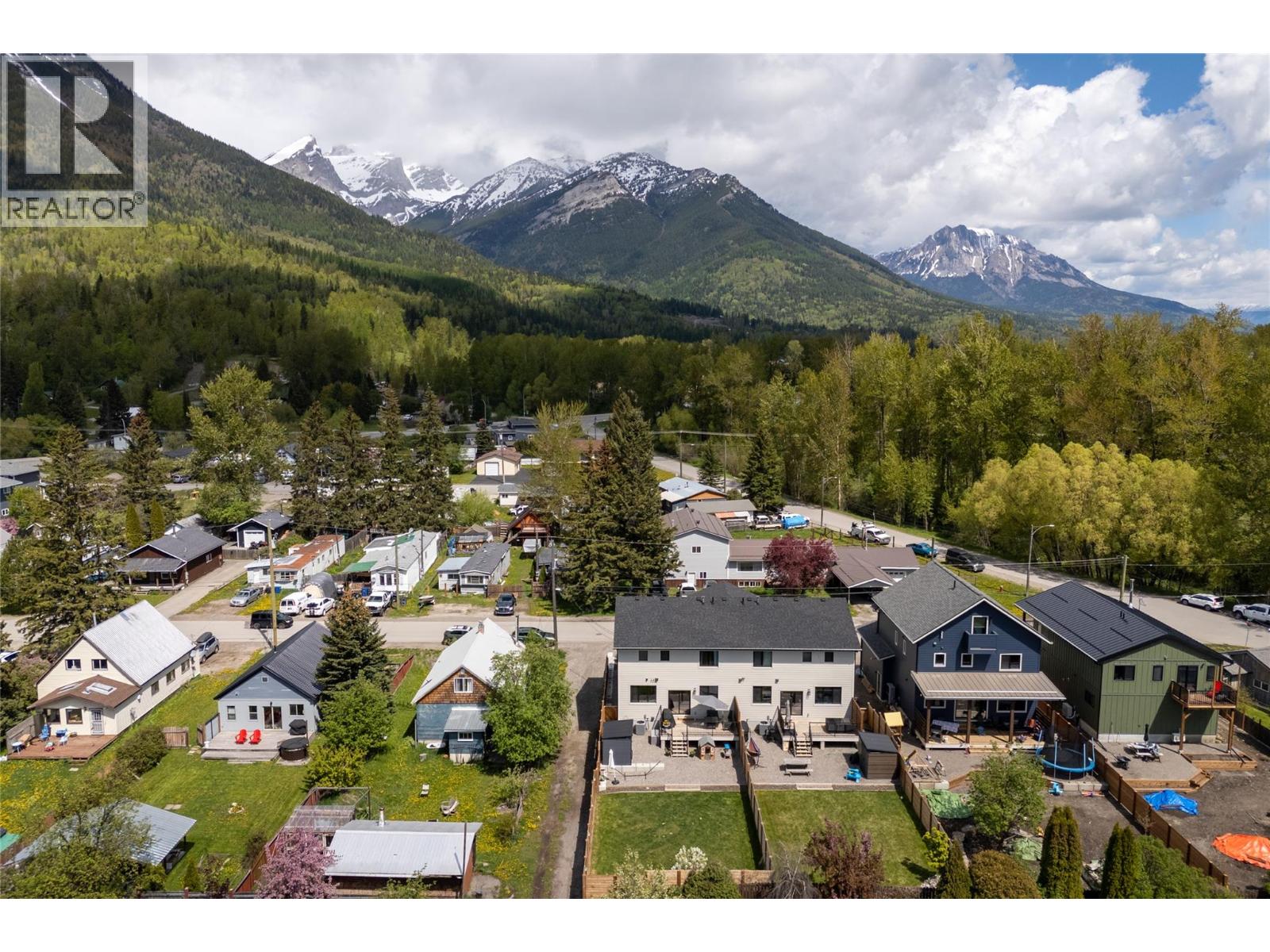 1000 Hand Avenue, Fernie, British Columbia  V0B 1M0 - Photo 65 - 10388302