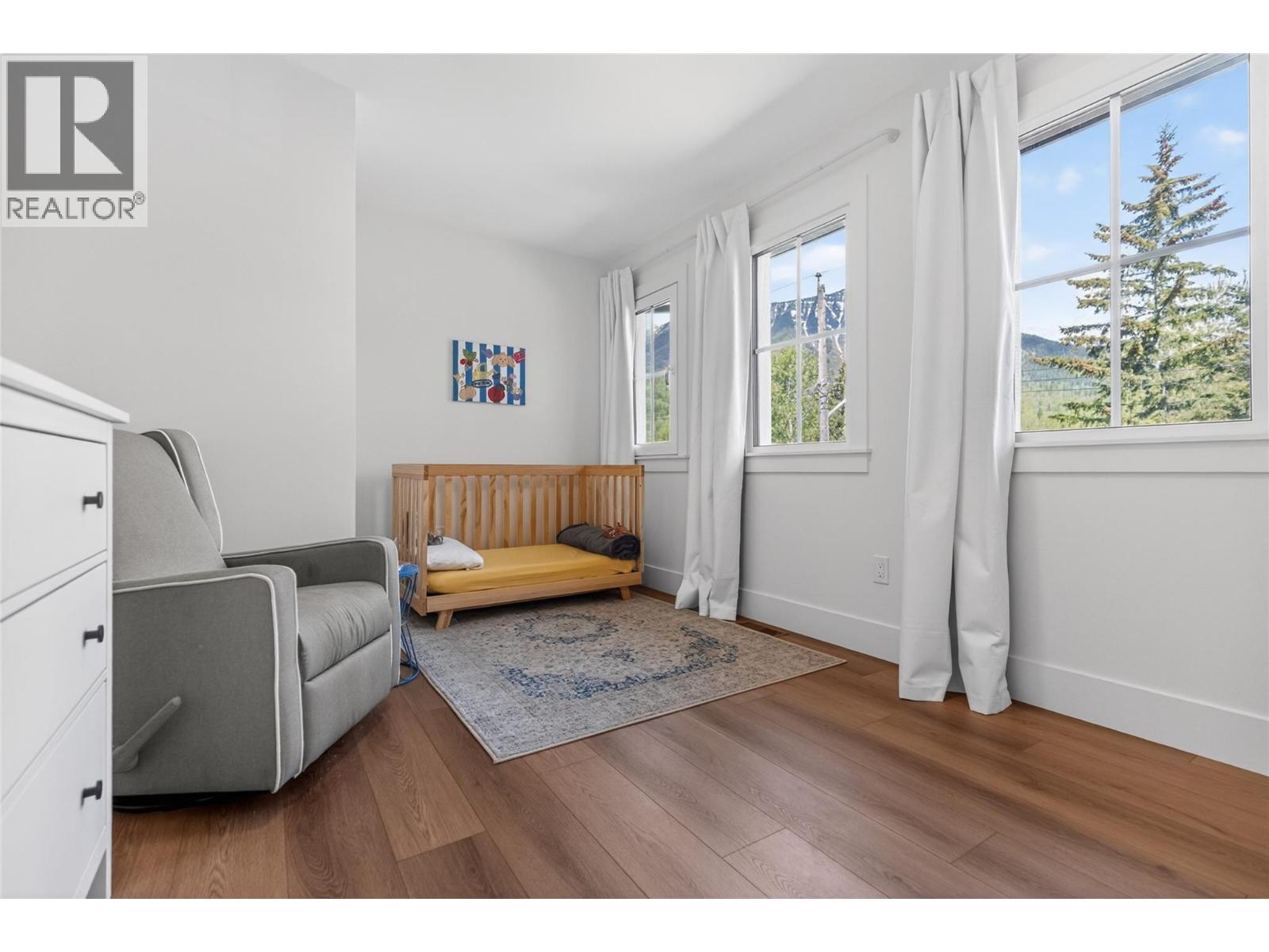 1000 Hand Avenue, Fernie, British Columbia  V0B 1M0 - Photo 45 - 10388302