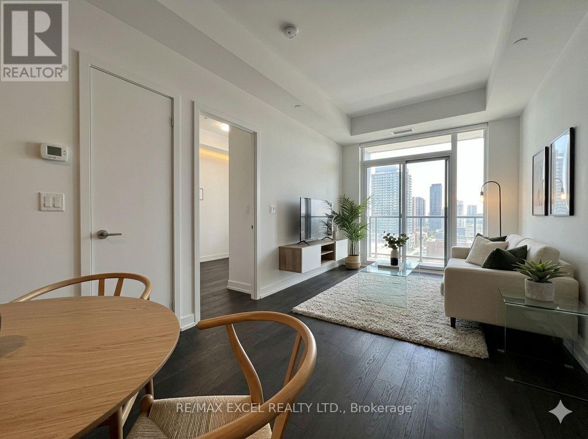 2710 - 8 OLYMPIC GARDEN DRIVE, Toronto, Ontario