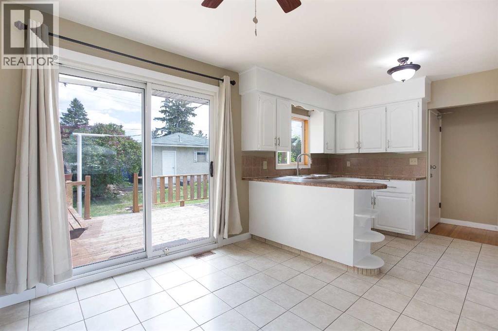 920 41 Street SE, Calgary, Alberta  T2A 1K5 - Photo 10 - A2313529