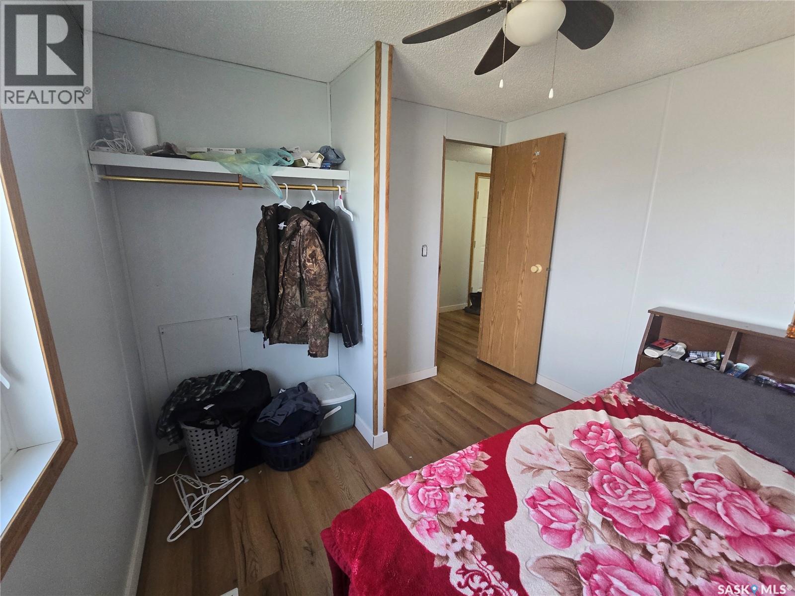 212 Railway Avenue N, Lampman, Saskatchewan  S0C 1N0 - Photo 10 - SK036774