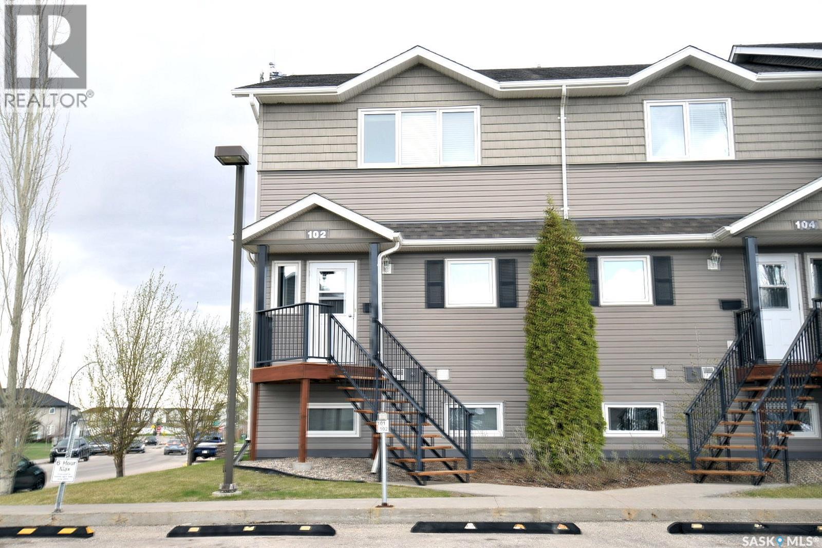 102 1022 Hampton Circle, Saskatoon, Saskatchewan  S7R 0K3 - Photo 2 - SK036621