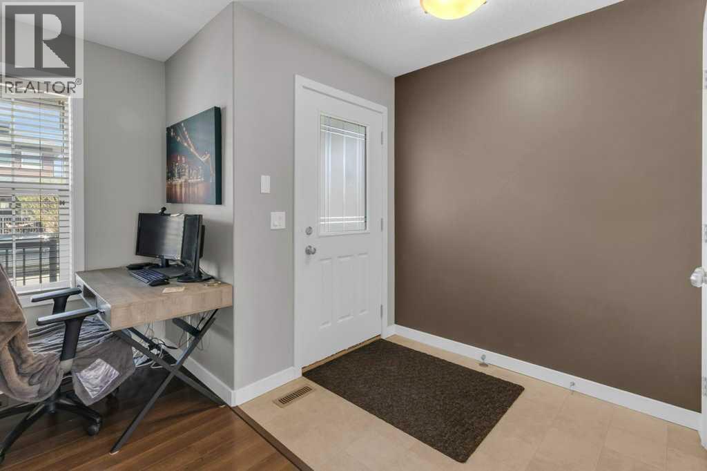 64 Ravenskirk Heath SE, Airdrie, Alberta  T4A 0K6 - Photo 2 - A2309767