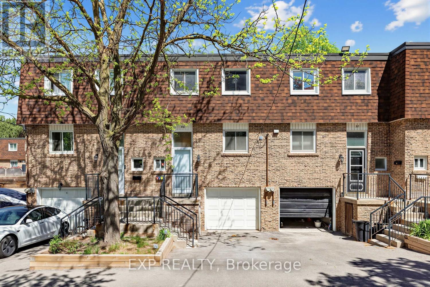 36 - 36 THE CARRIAGE WAY, Markham, Ontario