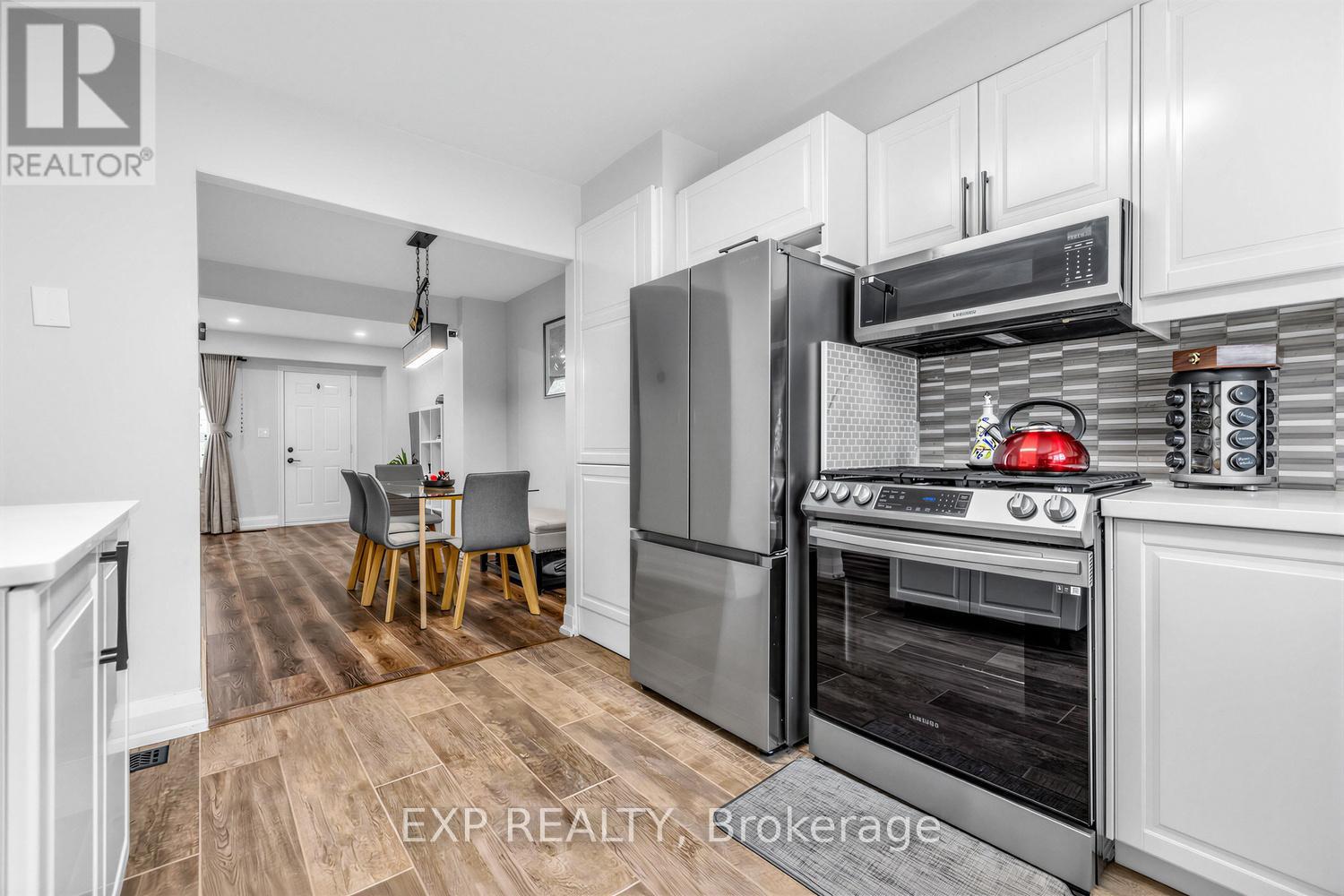 36 - 36 The Carriage Way, Markham, Ontario L3T 4V1 - Photo 4 - N13159474