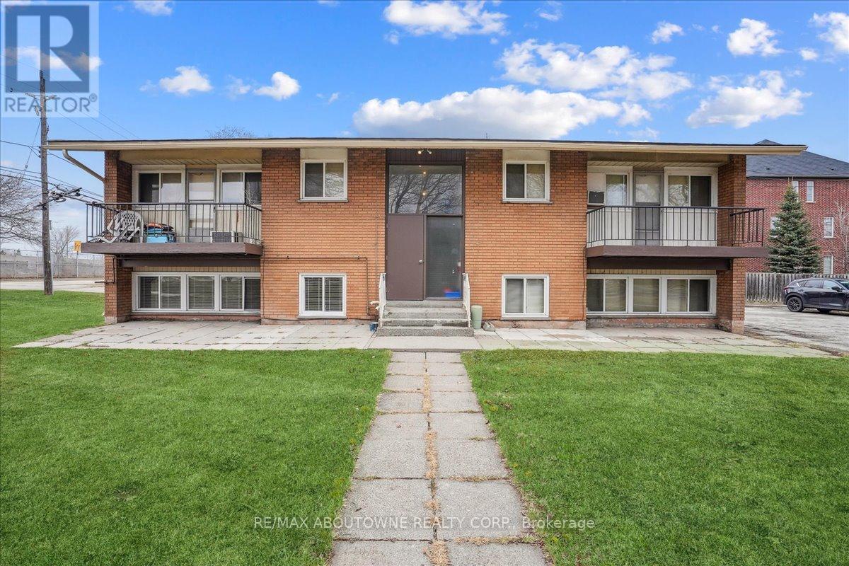 2 - 2354 QUEENSWAY DRIVE, Burlington, Ontario