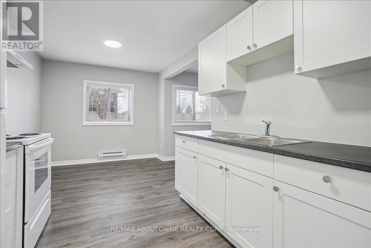 2 - 2354 Queensway Drive, Burlington, Ontario  L7R 3T3 - Photo 14 - W13159464