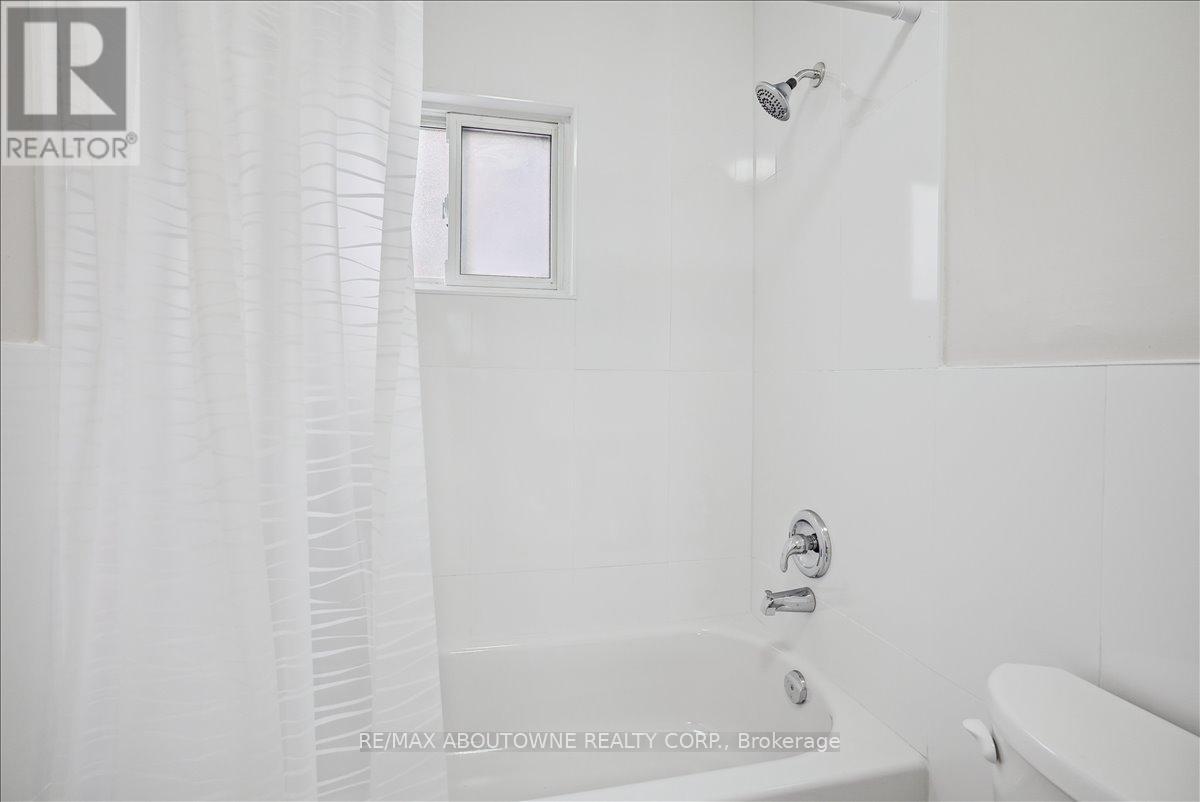 2 - 2354 Queensway Drive, Burlington, Ontario  L7R 3T3 - Photo 21 - W13159464
