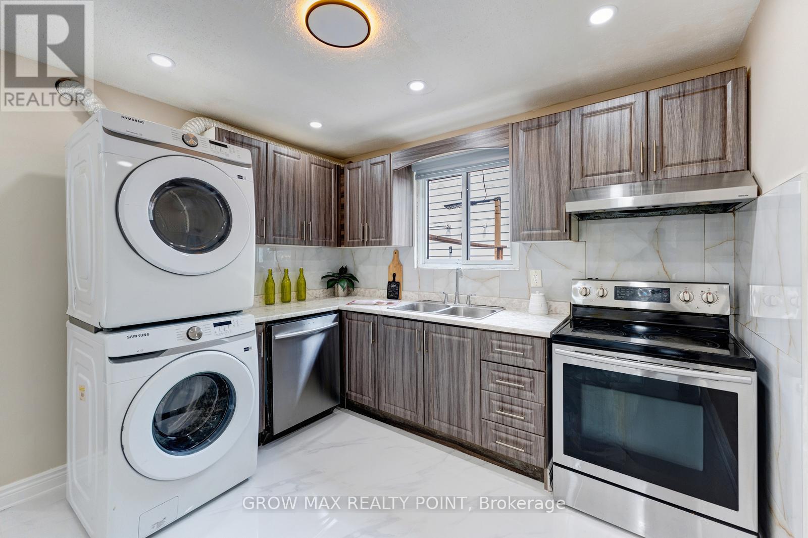 36 Bramhall Circle, Brampton, Ontario  L6V 2G4 - Photo 15 - W13159468