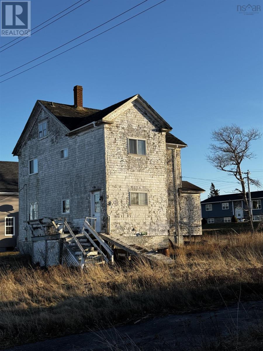 39 Middle Street, Canso, Nova Scotia  B0H 1H0 - Photo 3 - 202601358