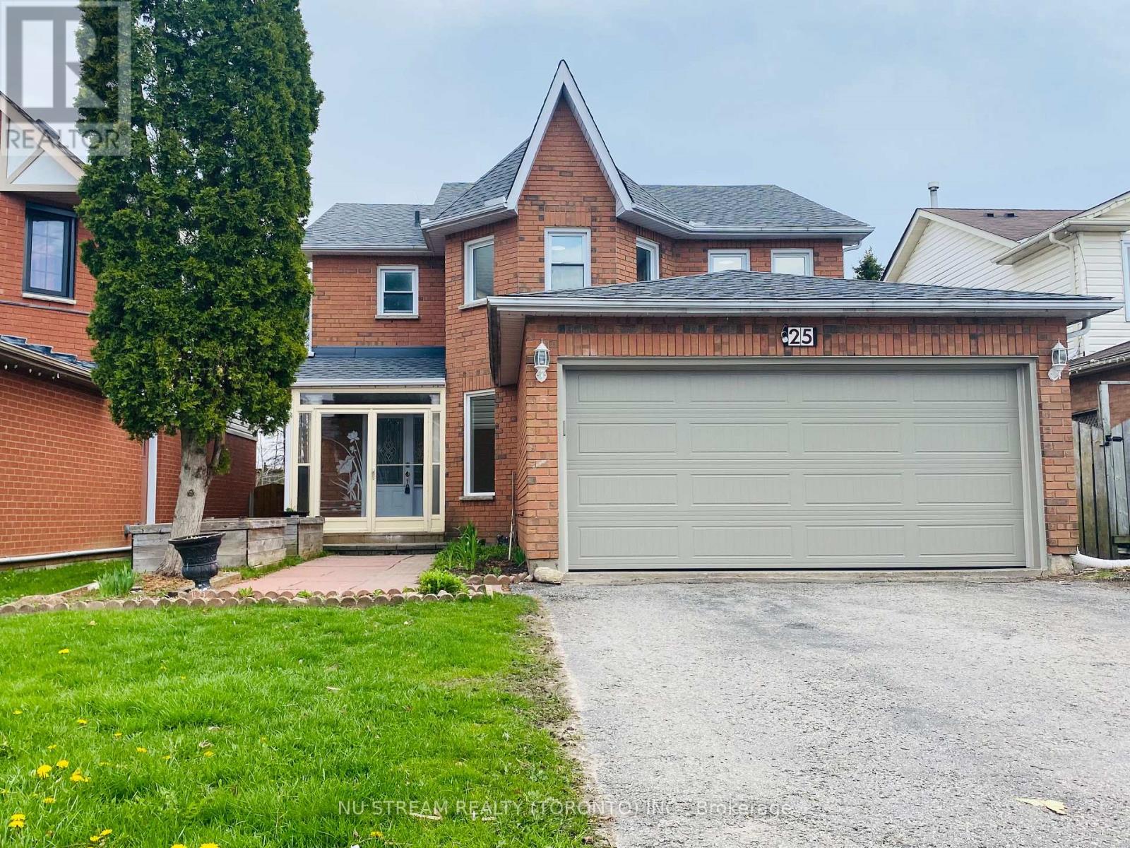 25 QUANCE STREET, Barrie, Ontario