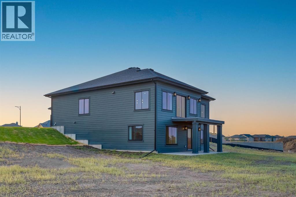 232 Red Tail Ridge SE, Rural Foothills County, Alberta  T1V 0J8 - Photo 2 - A2297927