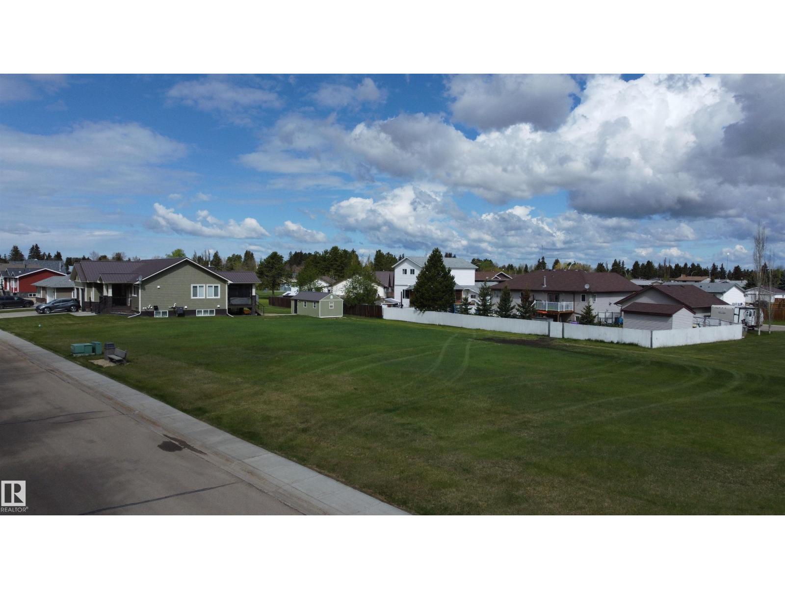 4524 50 Av, Warburg, Alberta  T0C 2T0 - Photo 1 - E4489239