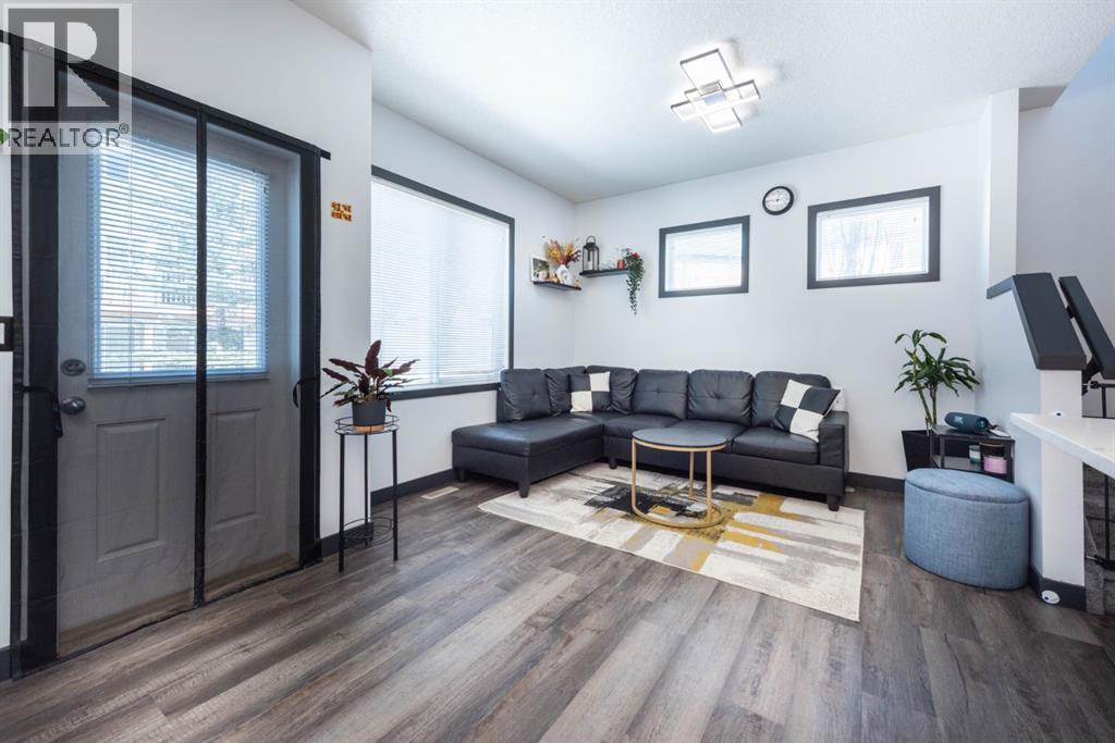 27 Sage Hill Common NW, Calgary, Alberta  T3R 0J6 - Photo 9 - A2306530