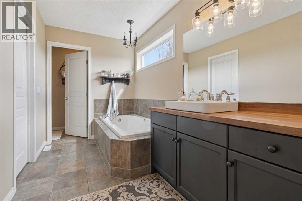 59 Heritage Cove, Heritage Pointe, Alberta  T1S 4J1 - Photo 23 - A2308632