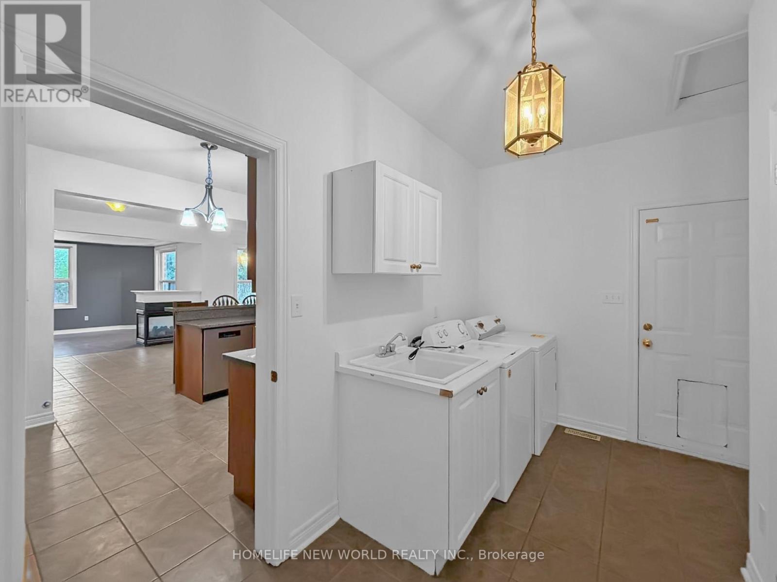 3370 Ravenshoe Road, Georgina, Ontario  L4P 3E9 - Photo 12 - N13153102