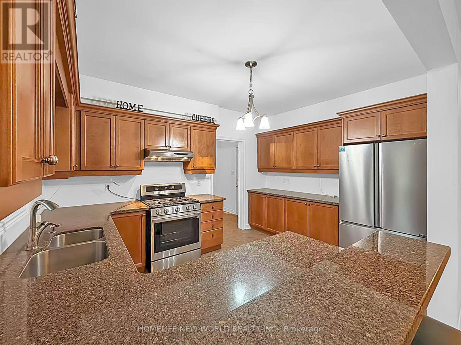 3370 Ravenshoe Road, Georgina, Ontario  L4P 3E9 - Photo 11 - N13153102