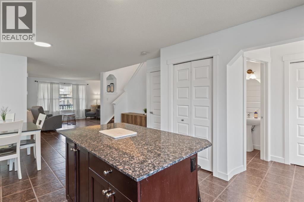 14 Luxstone Point Sw, Airdrie, Alberta  T4B 0H8 - Photo 12 - A2313087
