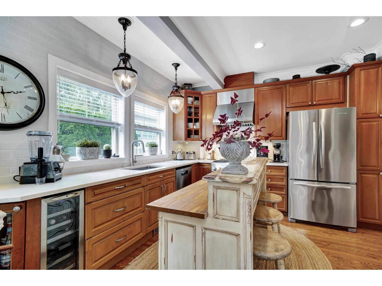 4 15151 Buena Vista Avenue, White Rock, British Columbia  V4B 1Y2 - Photo 3 - R3118783