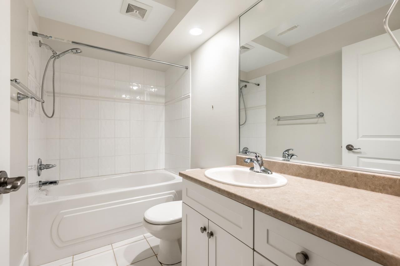15497 37a Avenue, Surrey, British Columbia  V3Z 0H6 - Photo 31 - R3126636