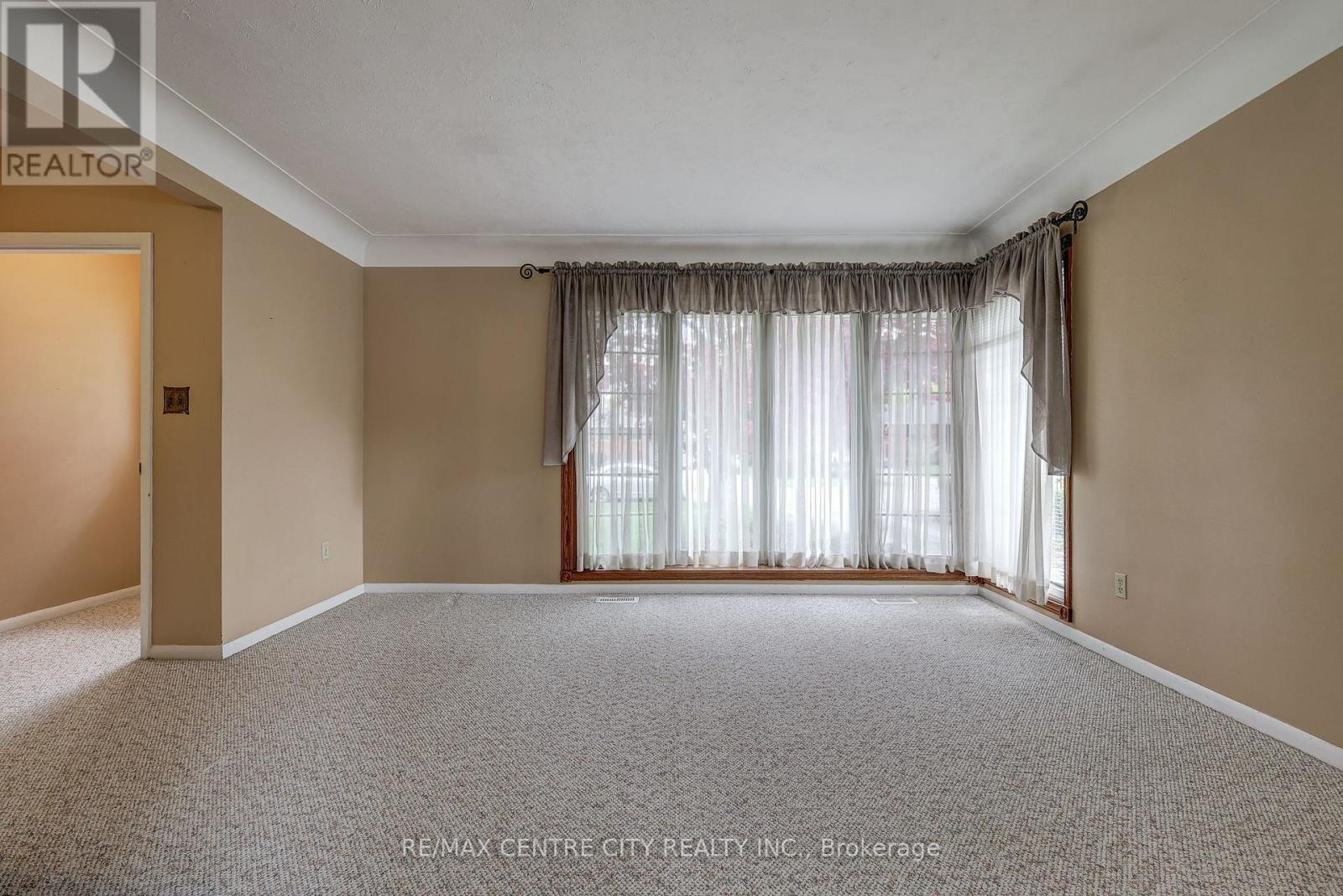 8 Patricia Street, St. Thomas, Ontario  N5P 2C6 - Photo 22 - X13159504