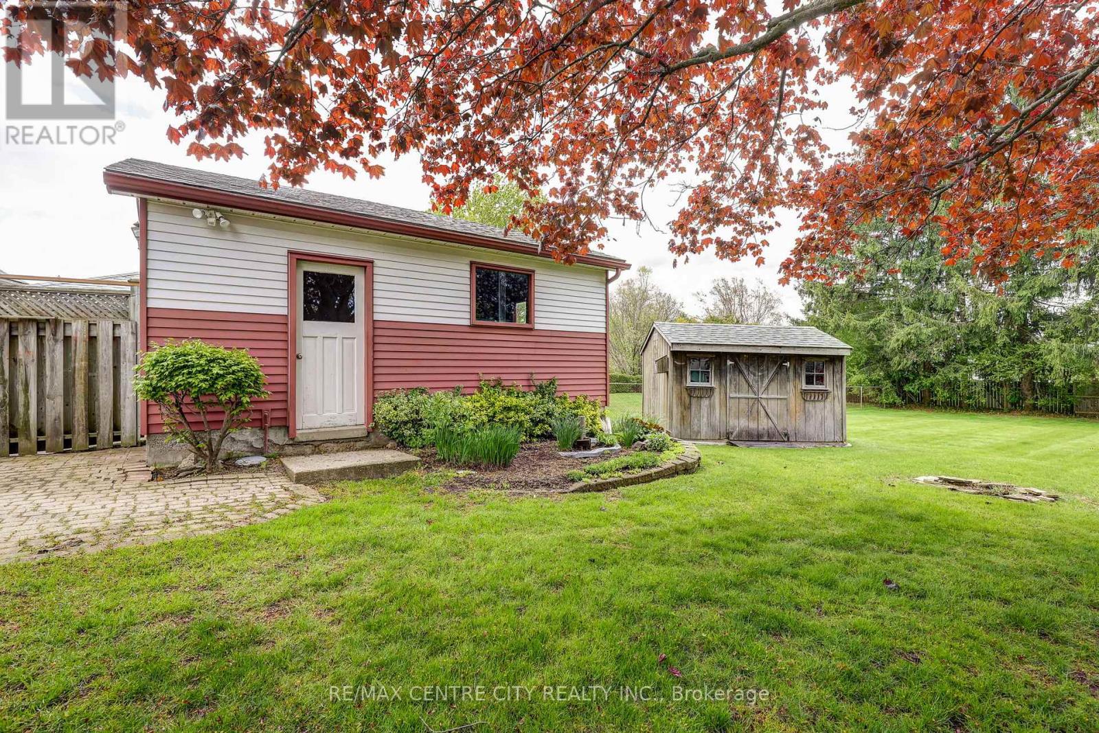 8 Patricia Street, St. Thomas, Ontario  N5P 2C6 - Photo 9 - X13159504