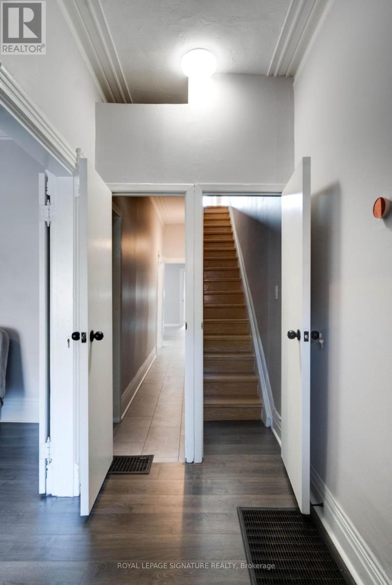 2nd/3rd - 288 Ossington Avenue, Toronto, Ontario  M6J 3A3 - Photo 2 - C13159510