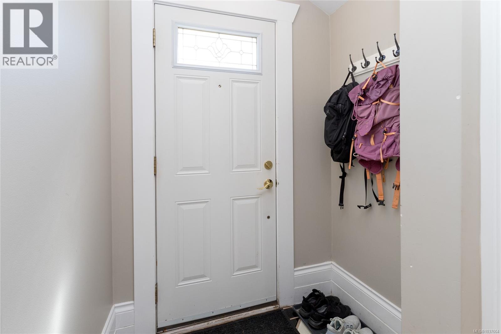 548 Cornwall St, Victoria, British Columbia  V8V 4L1 - Photo 11 - 1037664