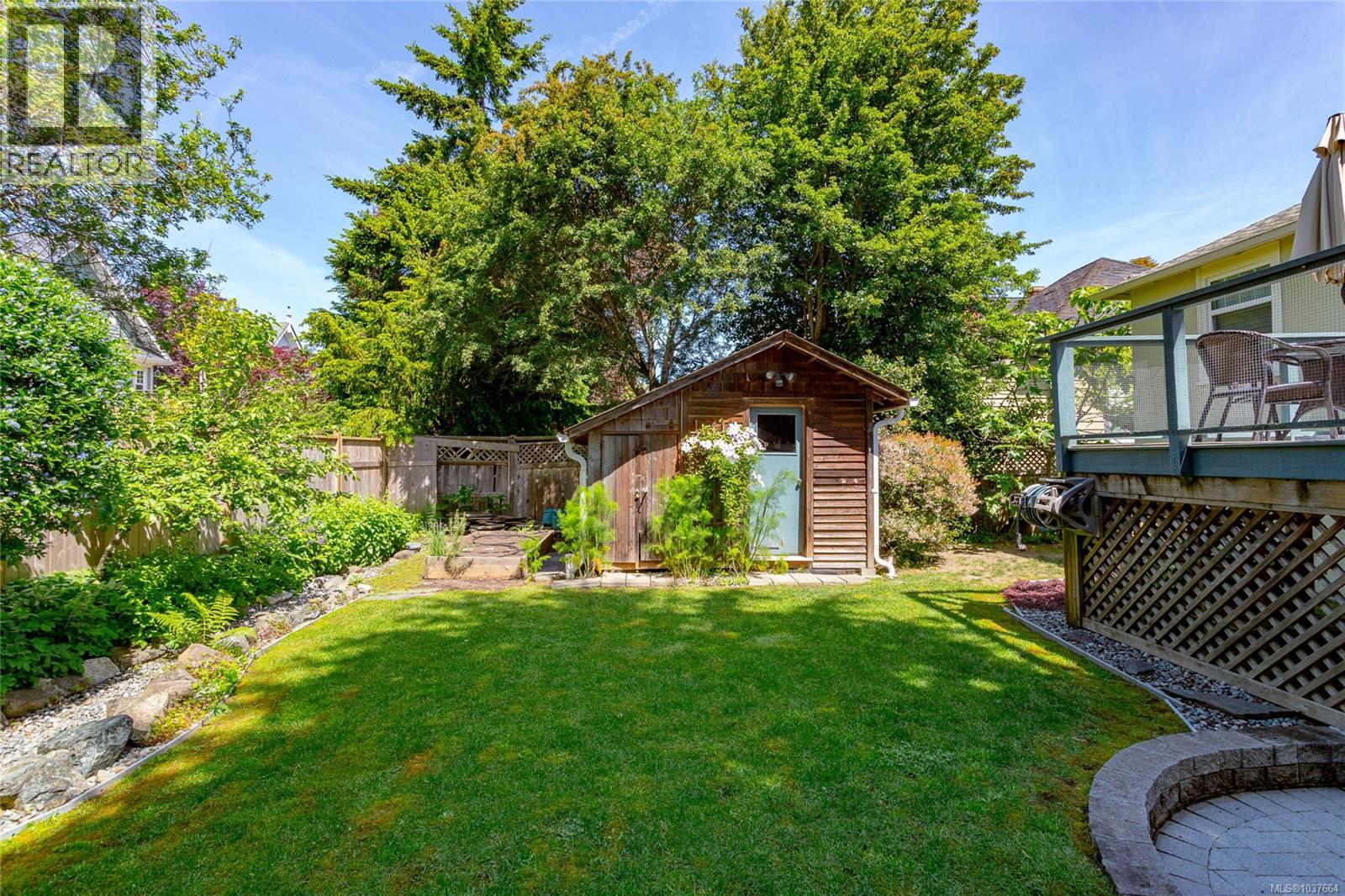 548 Cornwall St, Victoria, British Columbia  V8V 4L1 - Photo 42 - 1037664