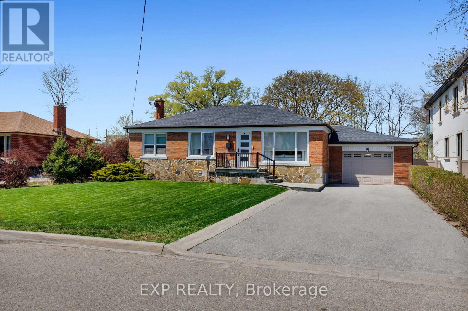 1761 Coram Crescent, Mississauga, Ontario  L4X 1L2 - Photo 47 - W13159392