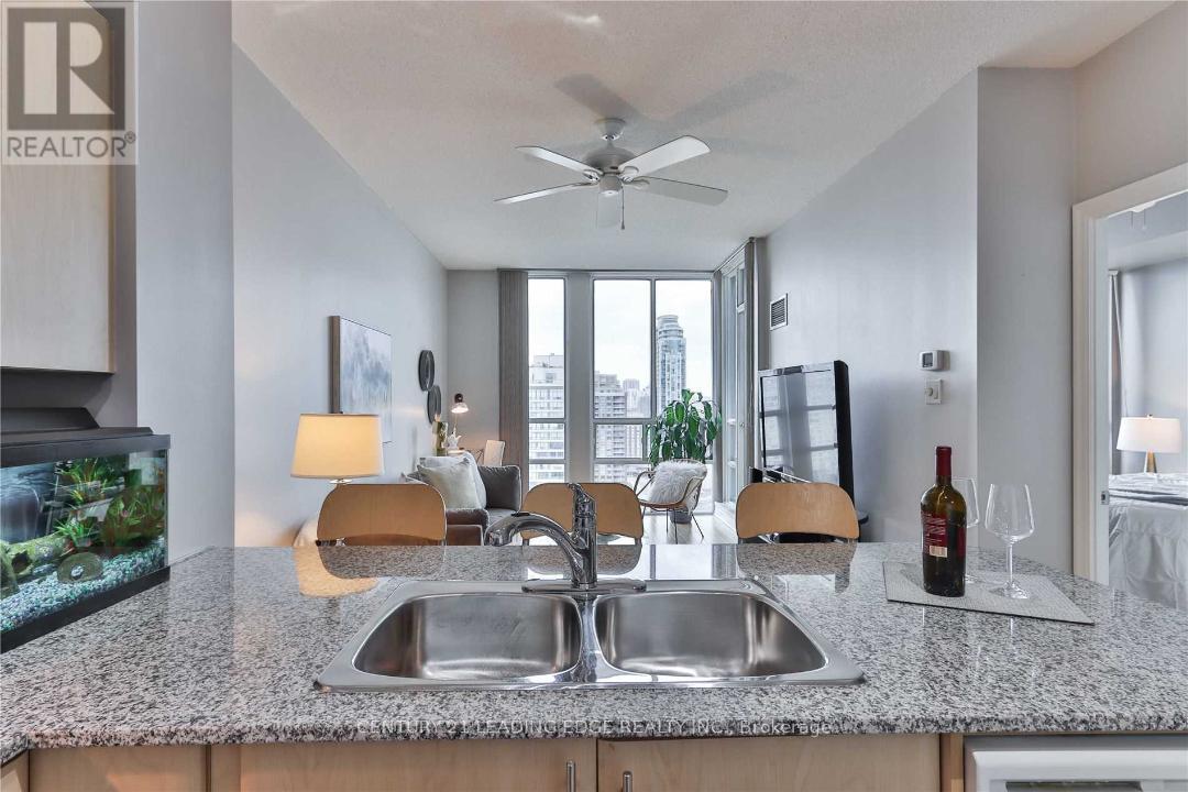 2510 - 3515 Kariya Drive, Mississauga, Ontario  L5B 0C1 - Photo 15 - W13159502