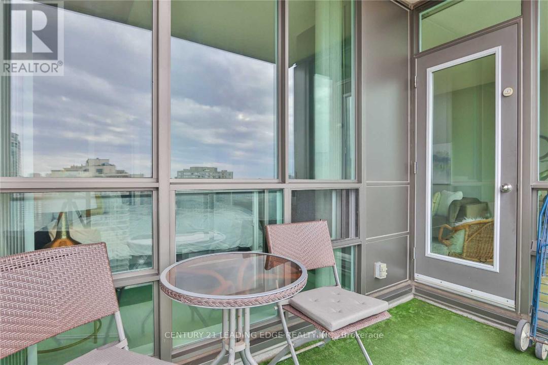 2510 - 3515 Kariya Drive, Mississauga, Ontario  L5B 0C1 - Photo 9 - W13159502