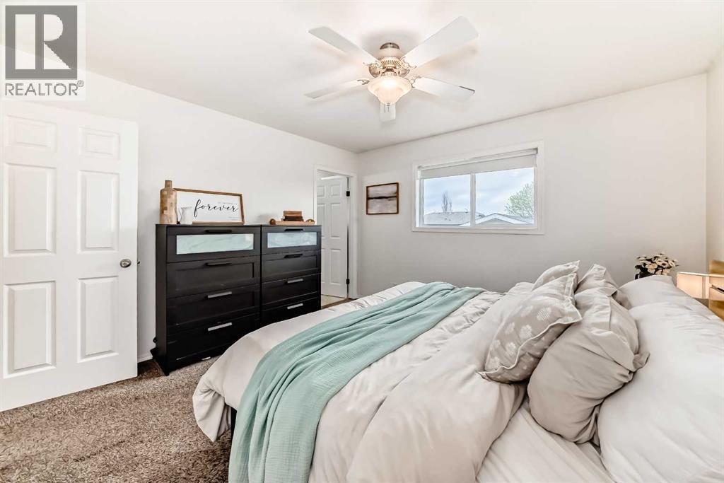6 Timmons Close, Lacombe, Alberta  T4L 2M7 - Photo 15 - A2313040