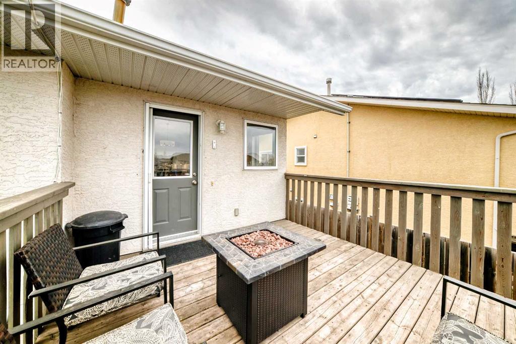 6 Timmons Close, Lacombe, Alberta  T4L 2M7 - Photo 38 - A2313040