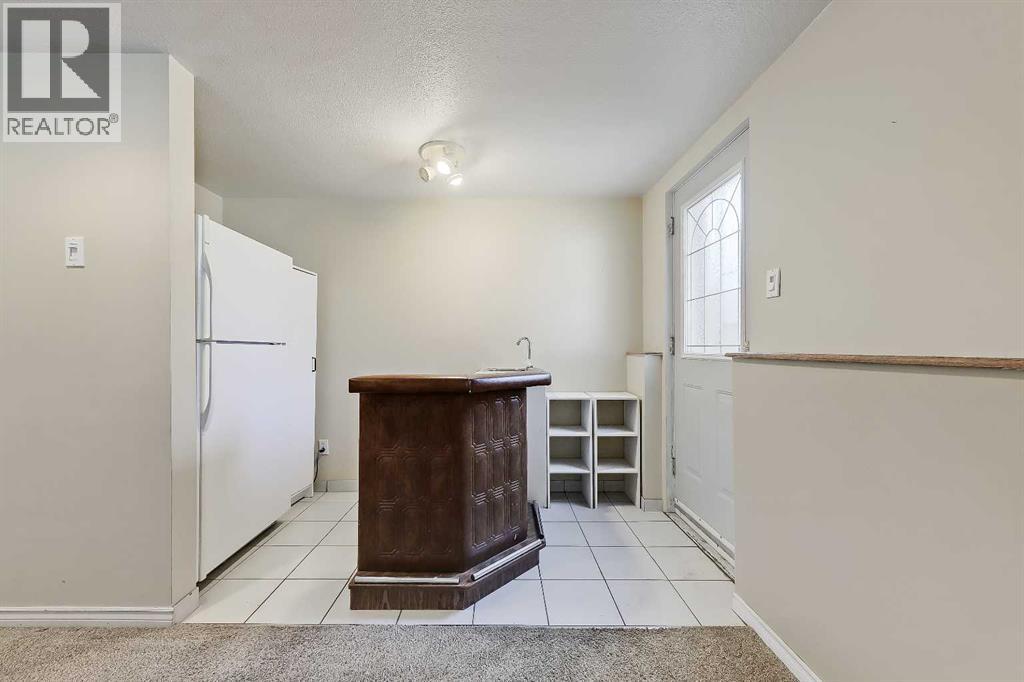 68 West Glen Crescent SW, Calgary, Alberta  T3C 2X4 - Photo 37 - A2313288