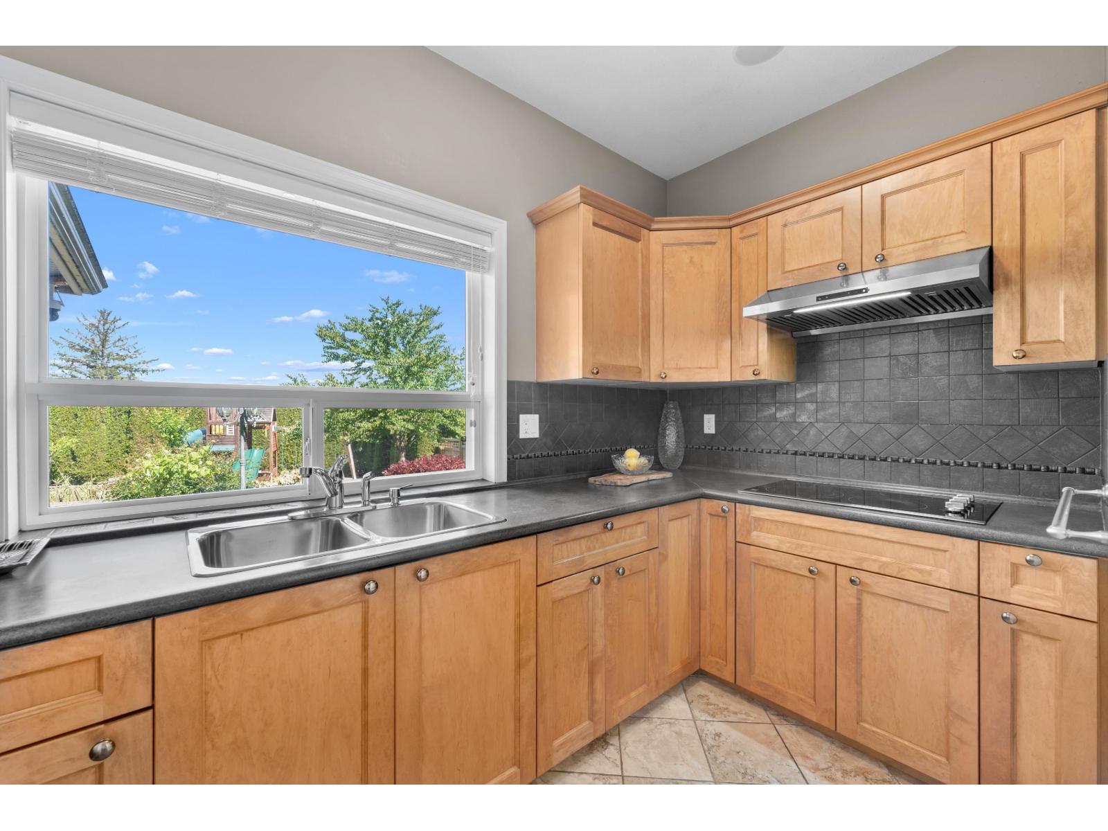 15791 39a Avenue, Surrey, British Columbia  V3Z 0L1 - Photo 18 - R3126635