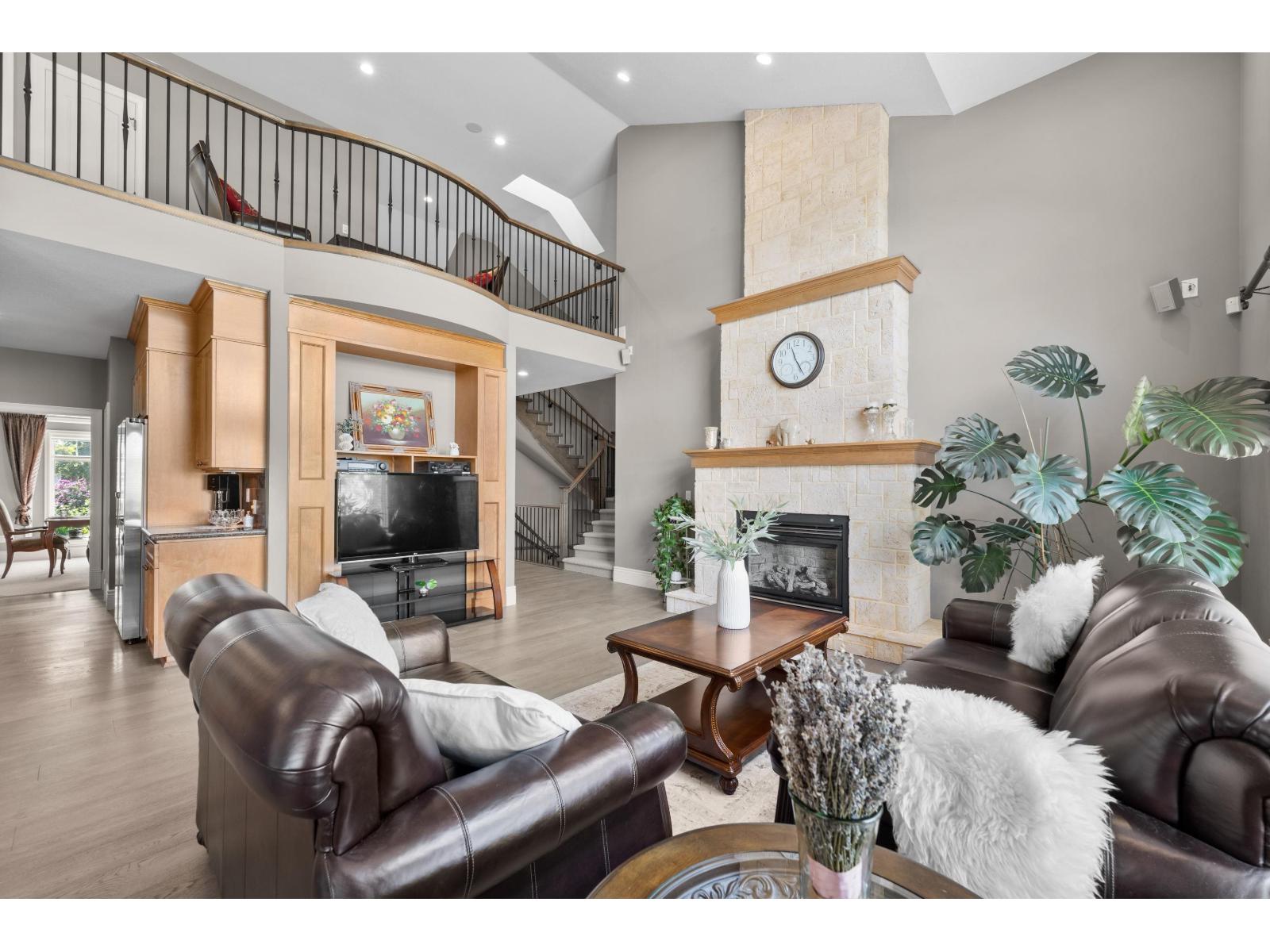 15791 39a Avenue, Surrey, British Columbia  V3Z 0L1 - Photo 11 - R3126635
