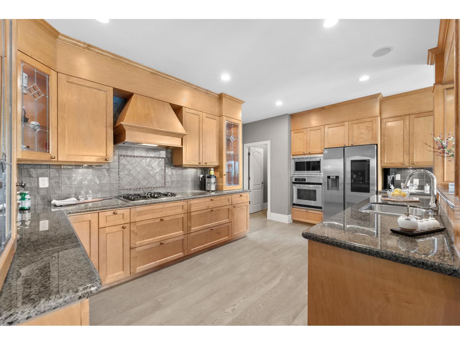 15791 39a Avenue, Surrey, British Columbia  V3Z 0L1 - Photo 17 - R3126635