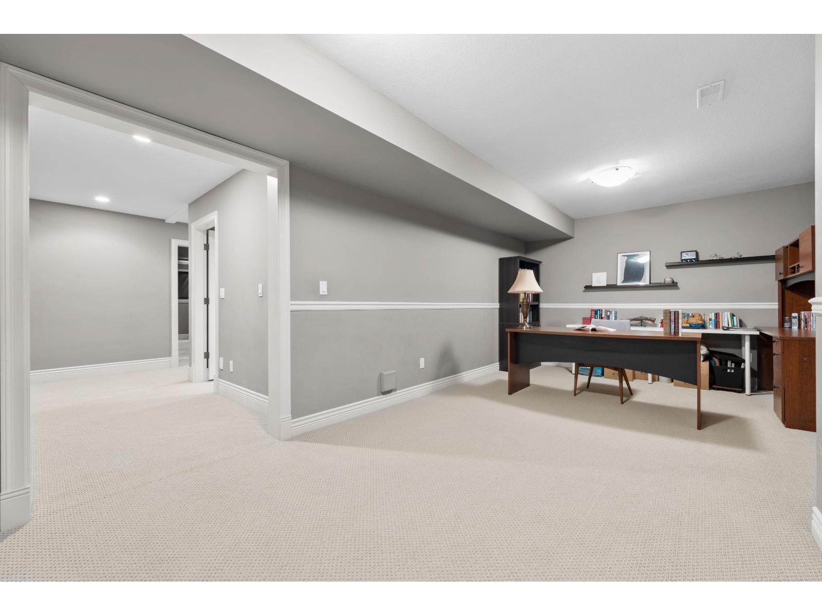 15791 39a Avenue, Surrey, British Columbia  V3Z 0L1 - Photo 32 - R3126635
