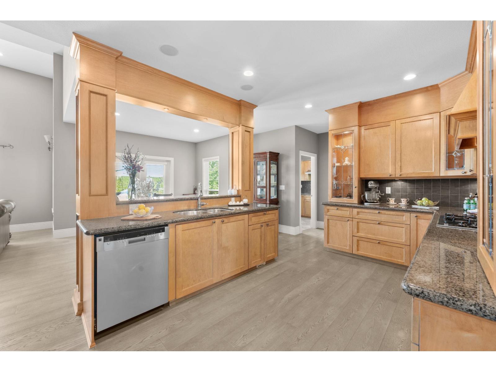 15791 39a Avenue, Surrey, British Columbia  V3Z 0L1 - Photo 16 - R3126635
