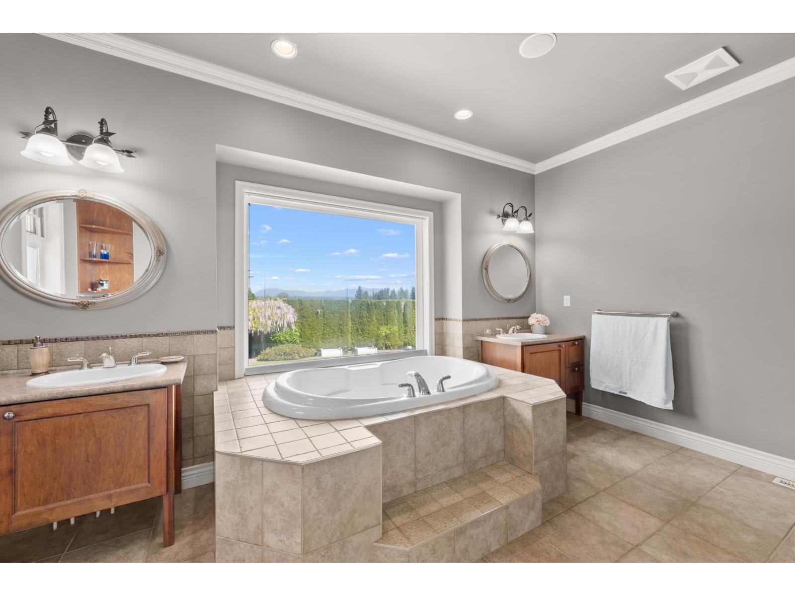 15791 39a Avenue, Surrey, British Columbia  V3Z 0L1 - Photo 23 - R3126635