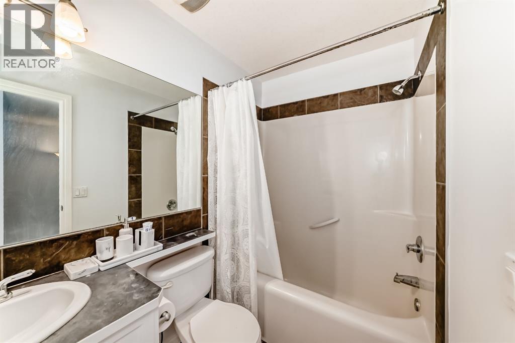 124 Royal Manor NW, Calgary, Alberta  T3G 5T6 - Photo 22 - A2313089