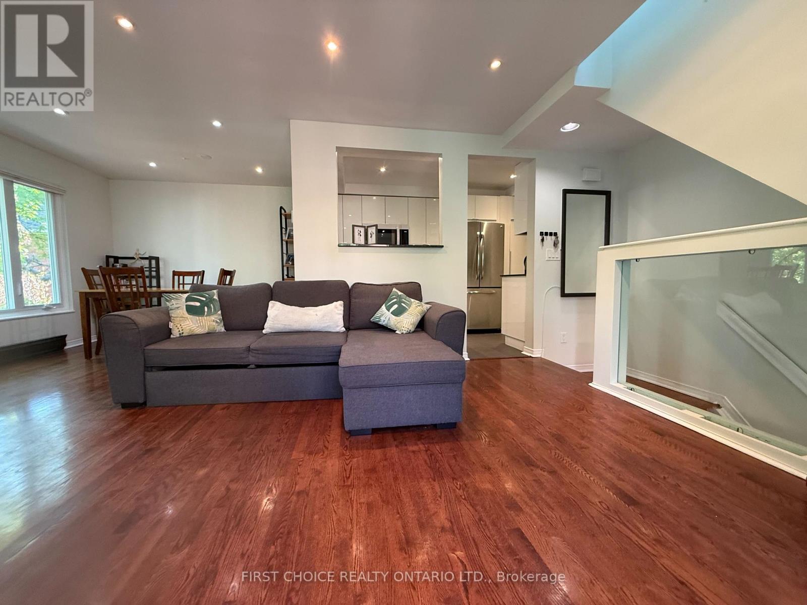 C - 130 Greenfield Avenue, Ottawa, Ontario  K1S 5L2 - Photo 5 - X13159560