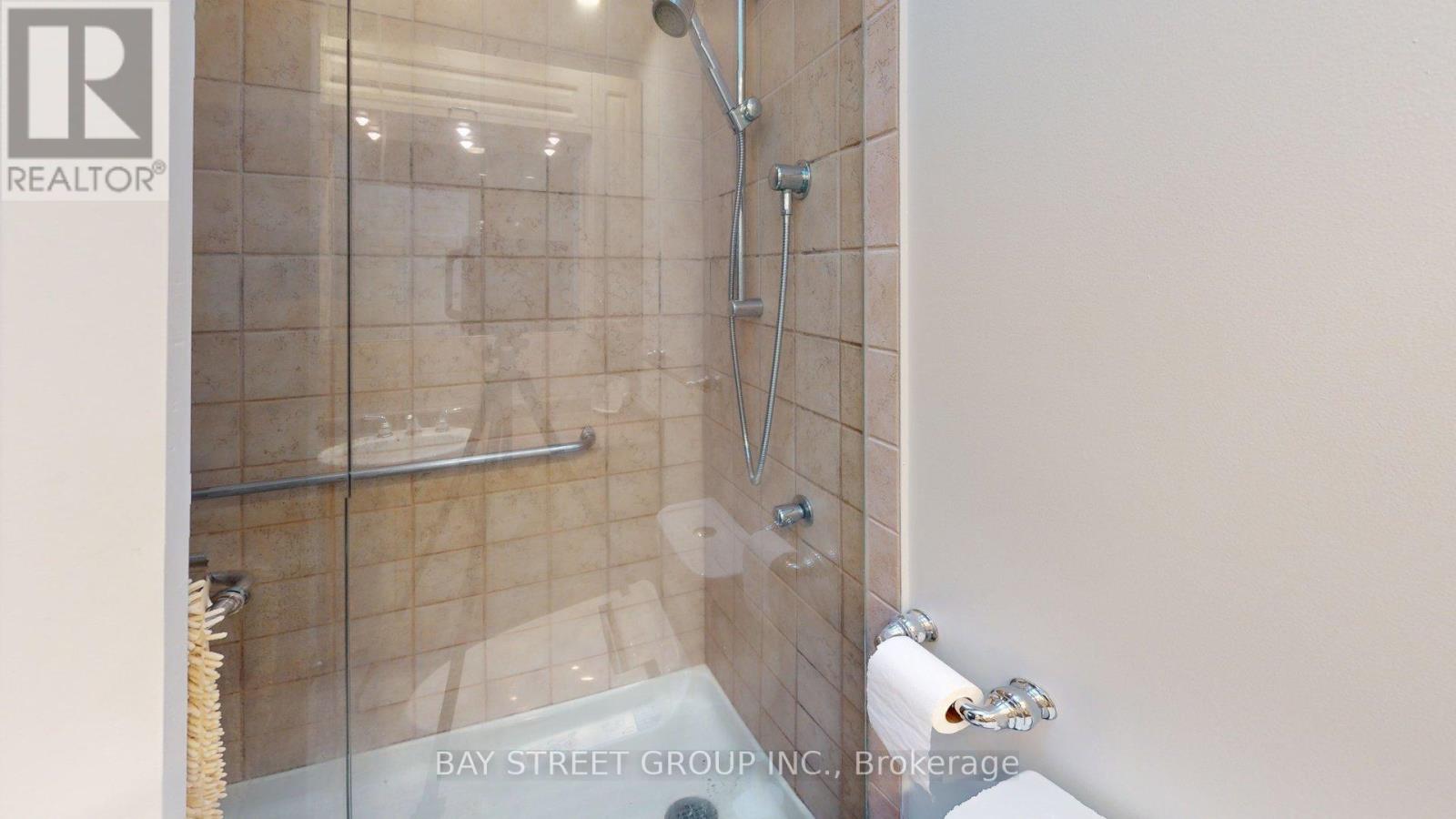 2 Morning Glory Way, Toronto, Ontario  M2H 3M2 - Photo 33 - C13159520