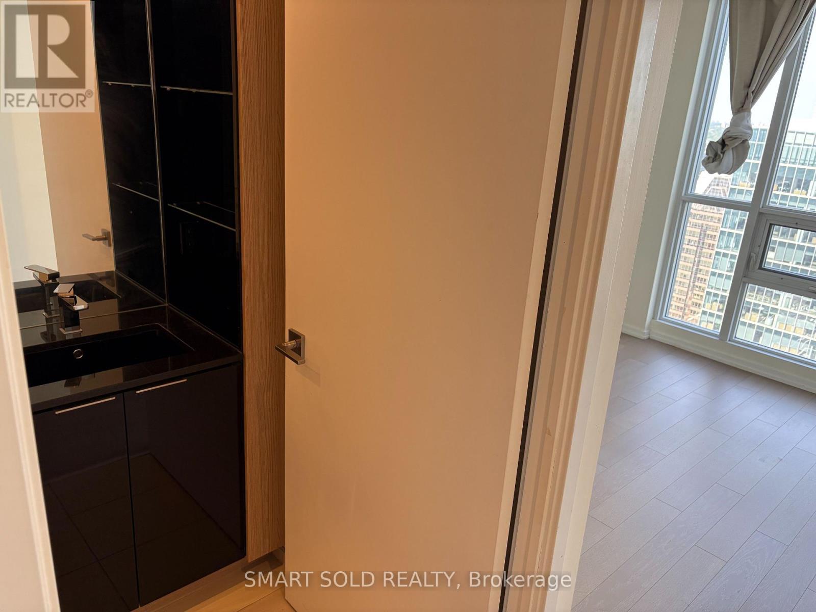 4606 - 70 Temperance Street, Toronto, Ontario  M5H 0B1 - Photo 6 - C13159586