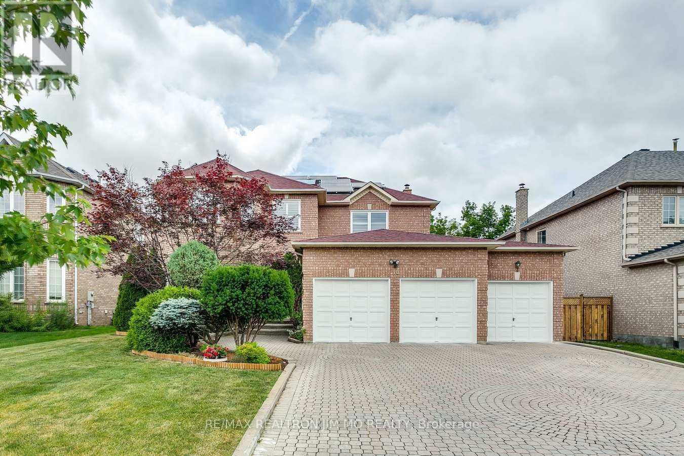 30 EYER DRIVE, Markham, Ontario